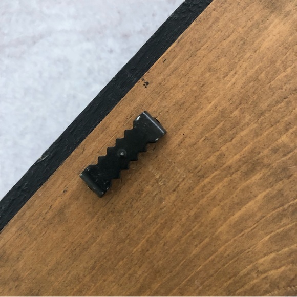 🌼 Simplify Your Life Distressed Rustic Wooden Wall Decor Sign - Picture 6 of 6